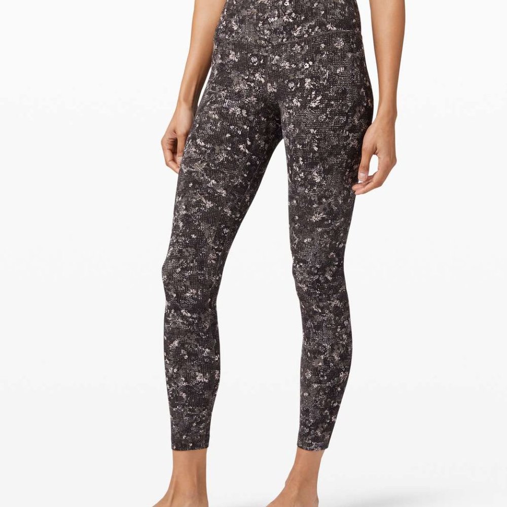 Lululemon Align High Rise 25" Sz 10 EUC